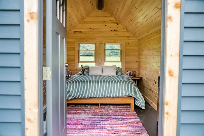 Good Natured Glamping Picture 4