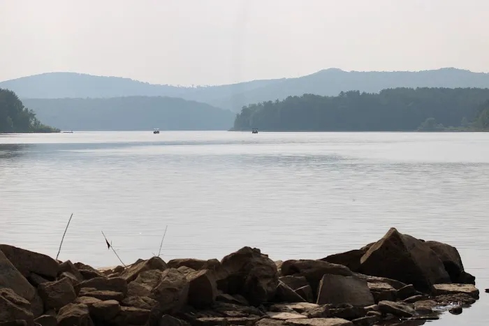Willow Bay Campground Picture 2