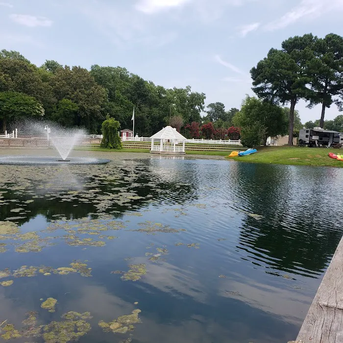 Bethpage Camp-Resort Picture 8