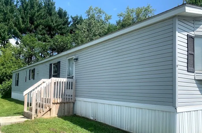 Spruce Tree Mobile Home Park Picture 4