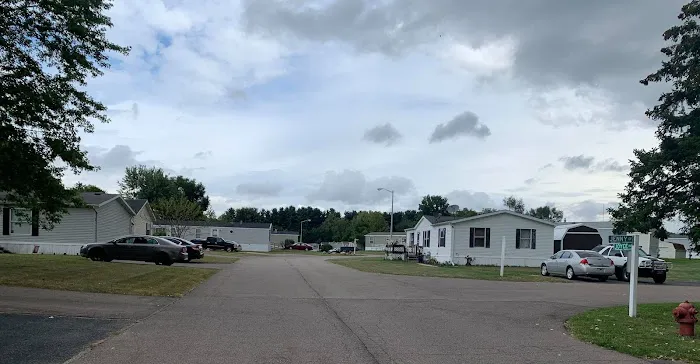 Spruce Tree Mobile Home Park Picture 2