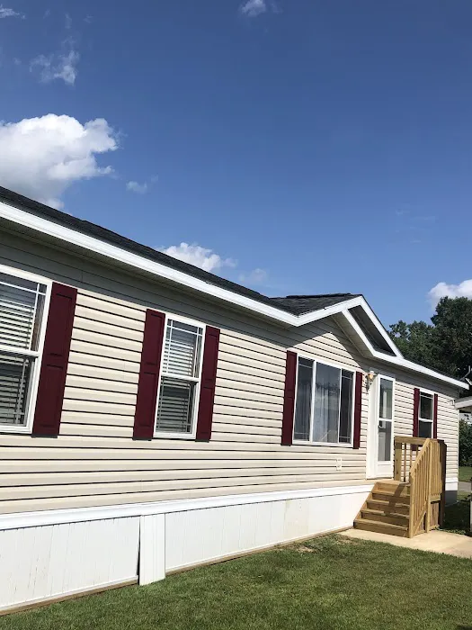 Spruce Tree Mobile Home Park Picture 9