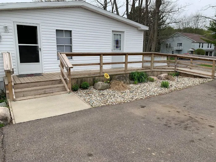 Spruce Tree Mobile Home Park Picture 6