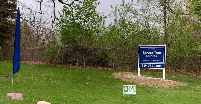 Spruce Tree Mobile Home Park Picture 1