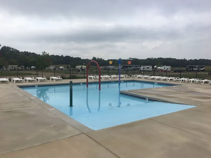 Camp Turkeyville RV Resort Picture 3