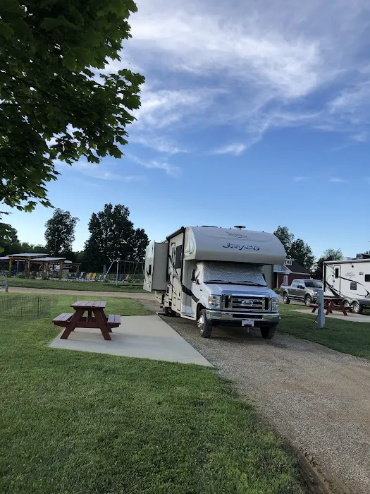 Camp Turkeyville RV Resort Picture 5
