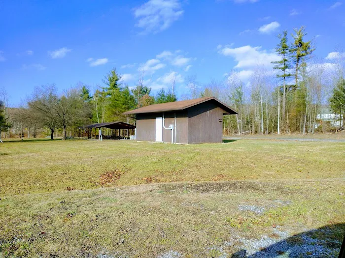 1889 RV Park Picture 4
