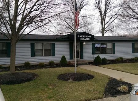 Lakeshore Estates Mobile Home