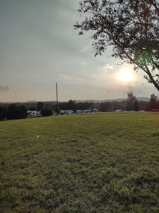 L & M Campground Picture 5