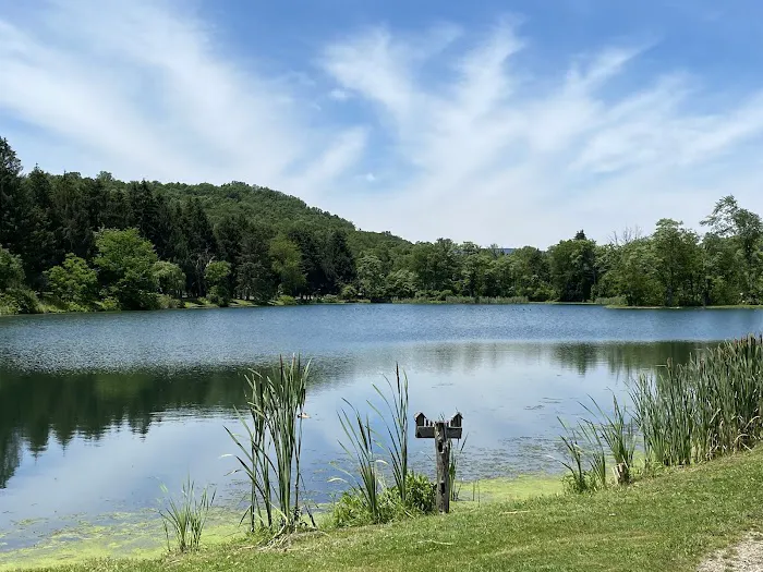 Mirror Lake Campground Picture 1
