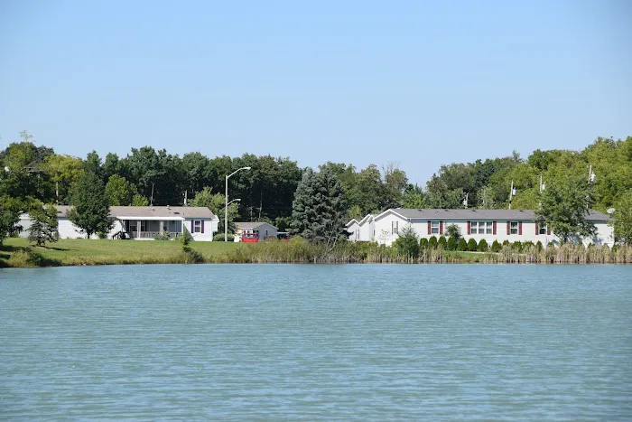 Bluffton Woods Manufactured Home Community Picture 1