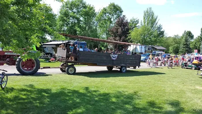 Adventure Bound Camping Resorts - Southwoods Picture 3
