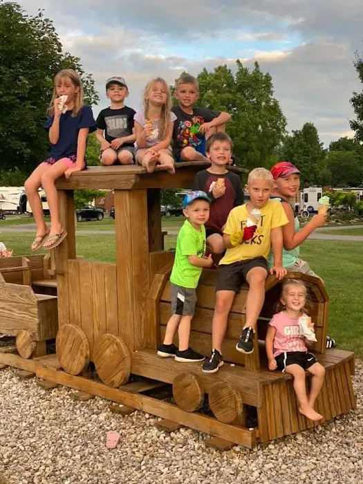 Adventure Bound Camping Resorts - Southwoods Picture 9