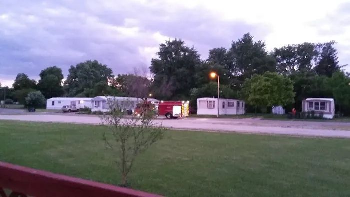 Burlington Mobile Home Park Picture 1