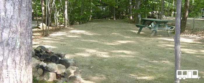 Bunganut Lake Camping Area Picture 5