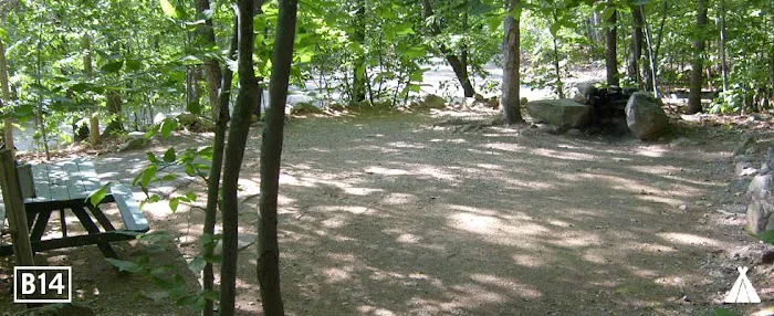 Bunganut Lake Camping Area Picture 3