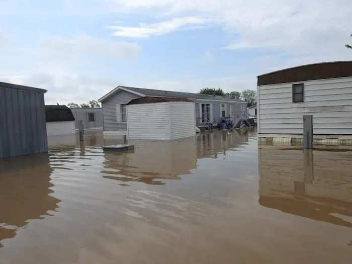 Ulm's Manufactured Homes Picture 3