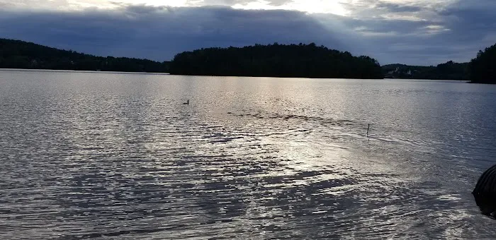 Lakeside Camping Picture 4