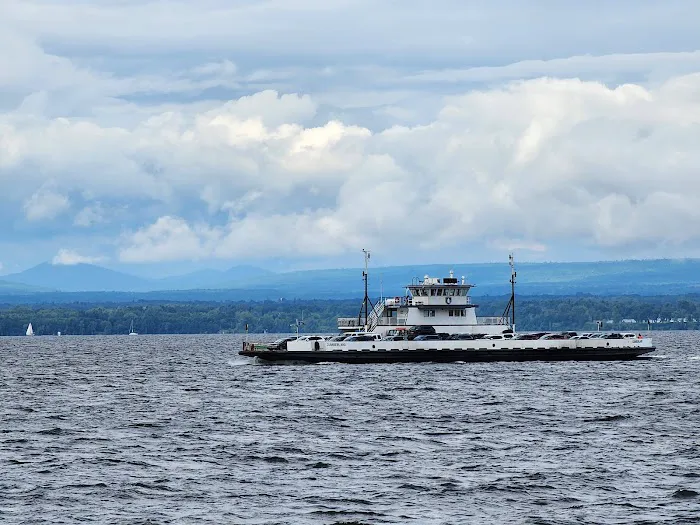 Champlain Resort Picture 5