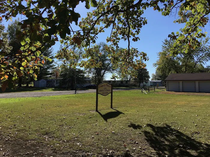 Country Manor Mobile Home Park & Mini Storage Picture 3