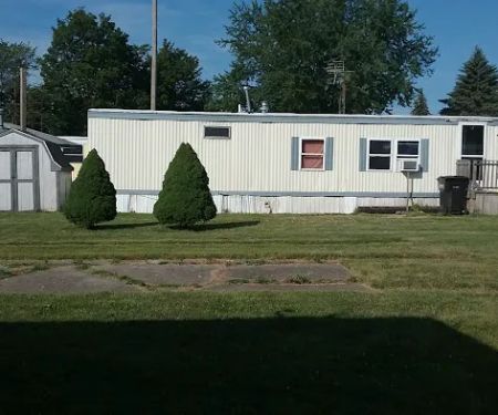 Maple Knoll Mobile Home Park