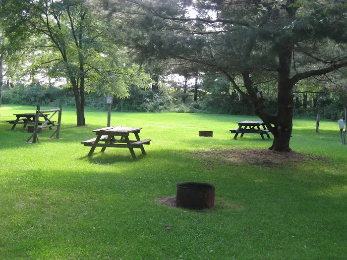 Monty's Bay Campsites Picture 3