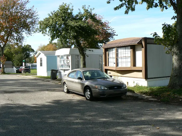 Harper Commons Mobile Home Community Picture 3
