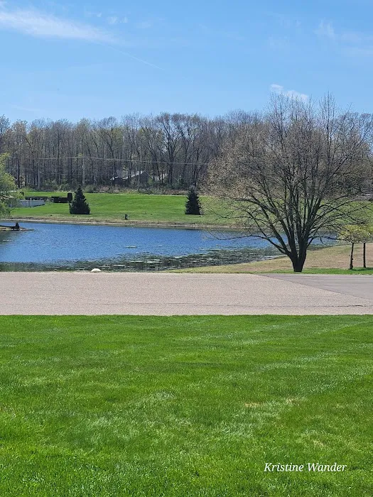 Hickory Hills Village Picture 8