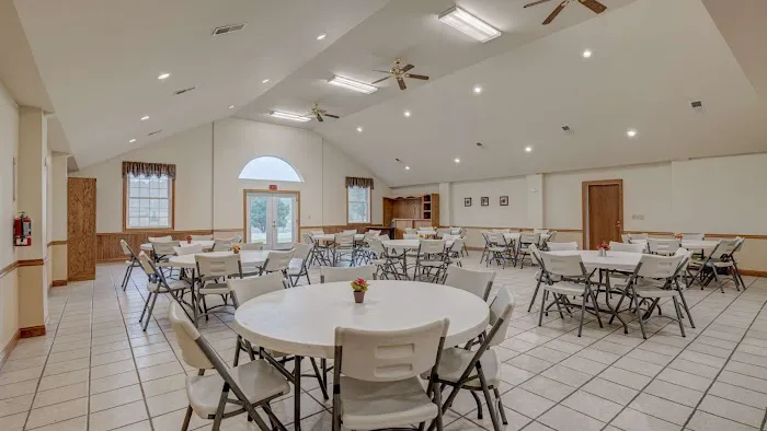 Hickory Hills Village Picture 5