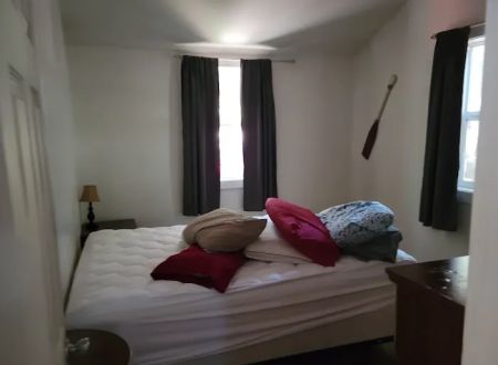 Ocean View Cottage & Camping