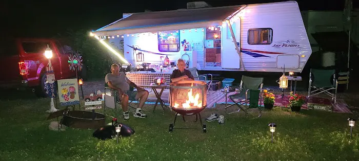Riverside Campground Picture 1