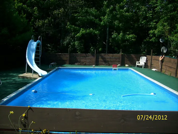 Windsong Campgrounds Picture 2