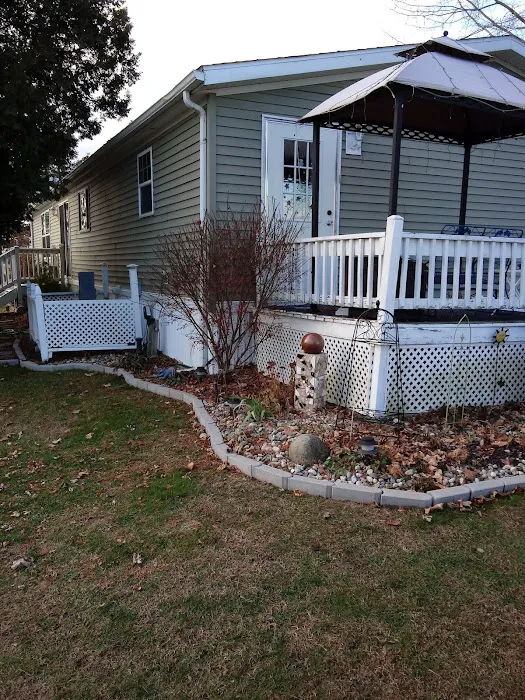 Colonial Estates Picture 1