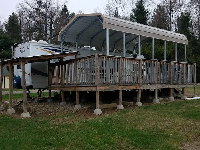 Three Valley Campground Picture 8
