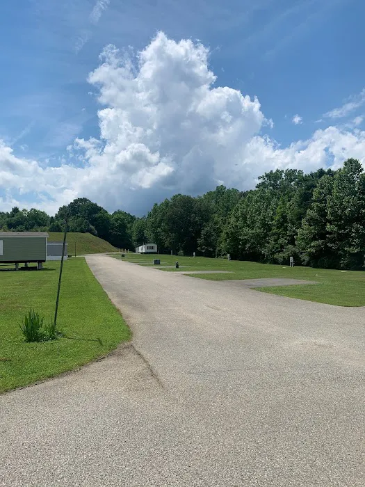 Meadow View Mobile Home Park Picture 2