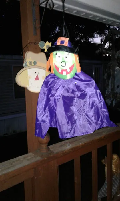 Linda Mobile Home Park Picture 5