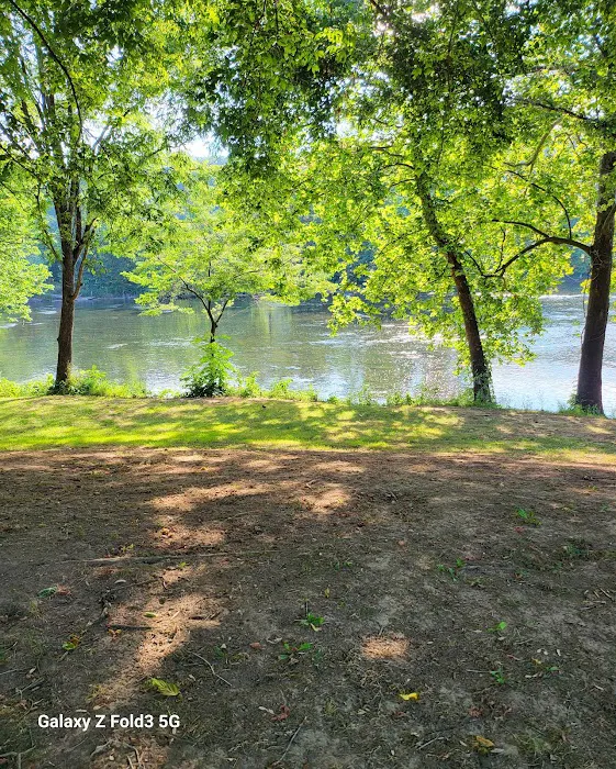 Low Water Bridge Campground Picture 10