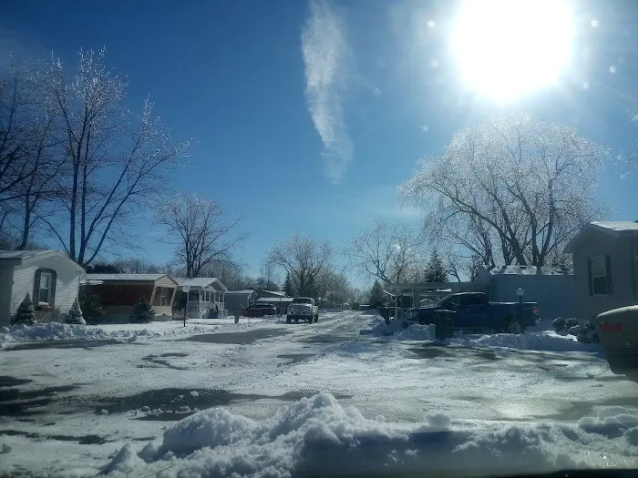 Richmond Mobile Manor Picture 3