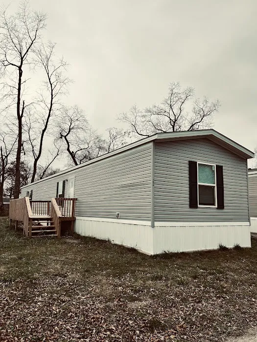 Royal Oaks MHP, LLC Picture 1