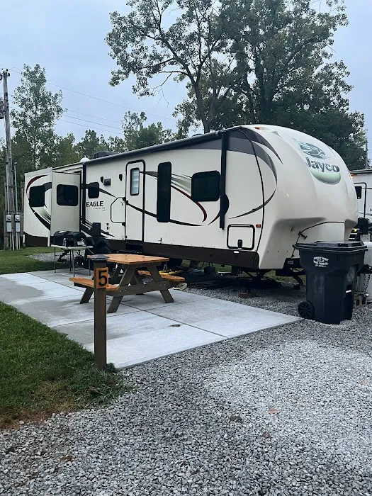 Cottonwood RV Park Picture 5