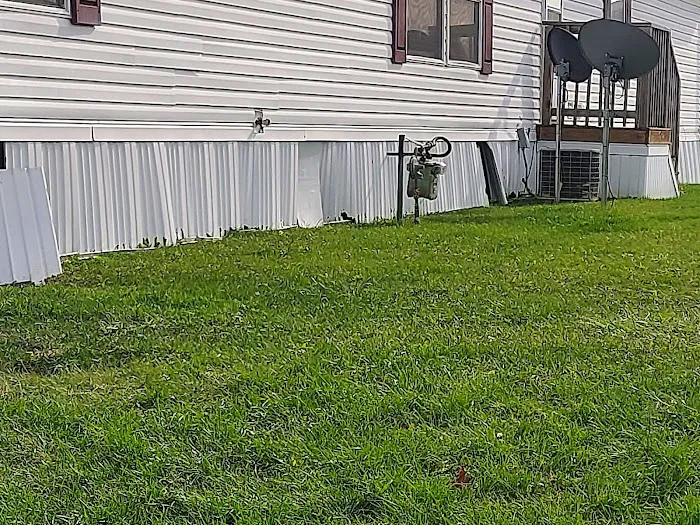 Deerfield Run Pointe Mobile Home Park Picture 2