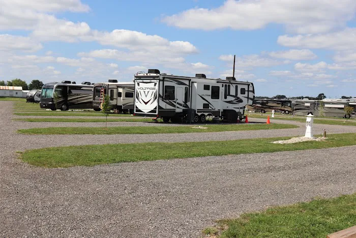 Shipshewana RV Park & Service Center Picture 9