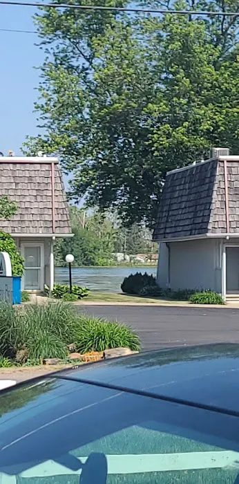 Wawasee Mobile Village Picture 2