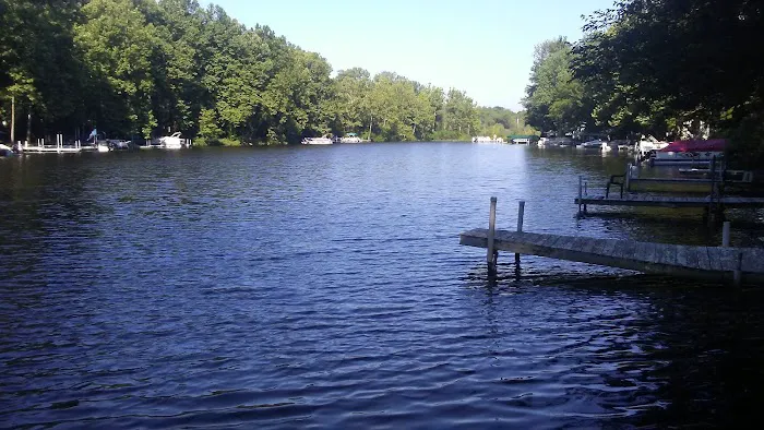 Lakes Estates Community Picture 10
