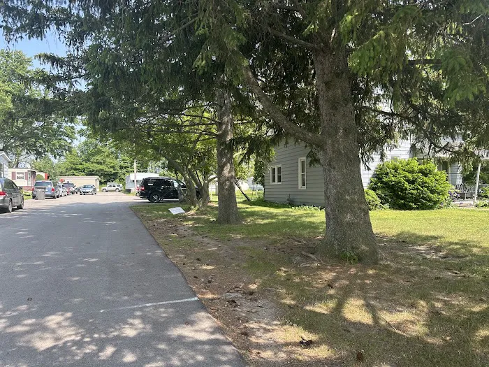 Skyview Mobile Home Village Picture 3