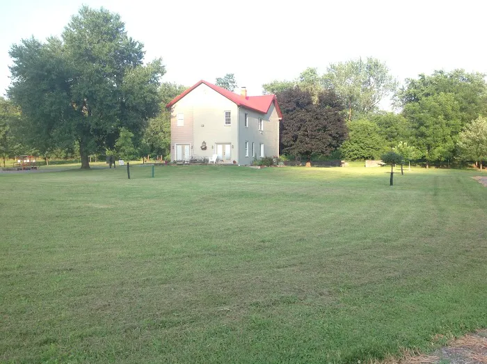 Tractor World & Hillcrest River Campground. Picture 3