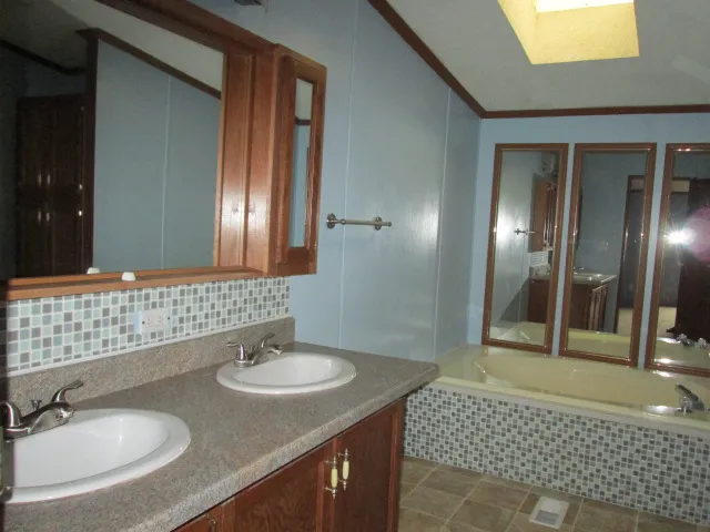 Hamburg Hills & Coventry Woods/AJR Home Sales Picture 6