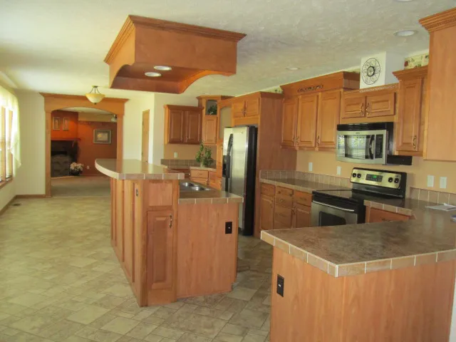 Hamburg Hills & Coventry Woods/AJR Home Sales Picture 9