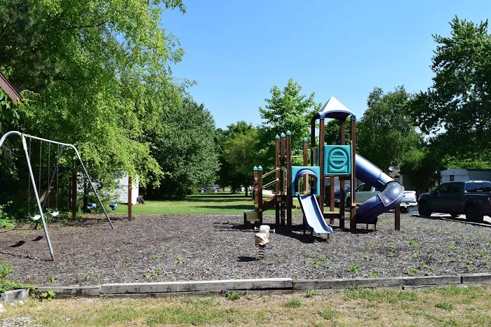 Starlight Mobile Home Park Picture 3