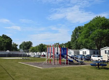 College Park Estates Manufactured Home Community